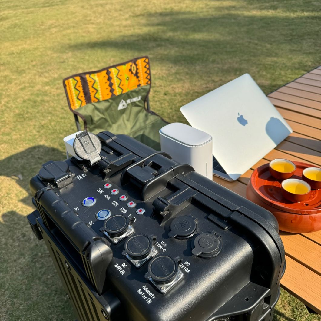 110V/220V High-Quality Energy Storage Power Station 7000W High-Power Portable Generator Suitable for Home Emergency/Camping/New Energy/Drone/Solar Power Source