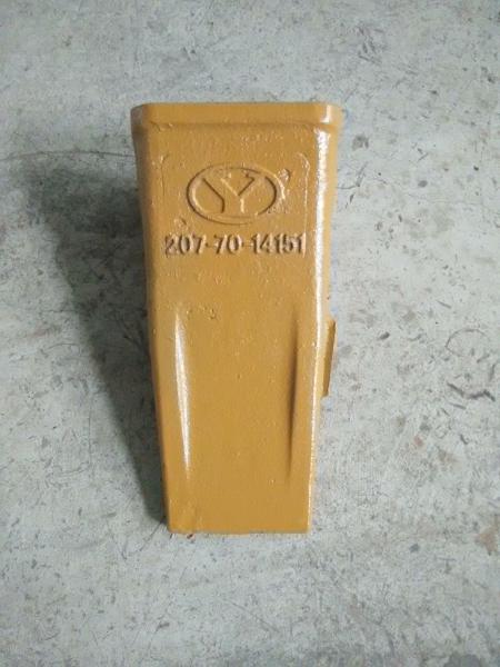 Quality Komatsu PC300 Front Loader Bucket Teeth Replacement 207-70-14151 for sale