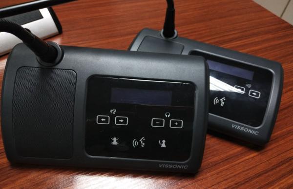 -46 dBV / Pa Sensitivity Wireless Conference Microphone With Language Interpreta