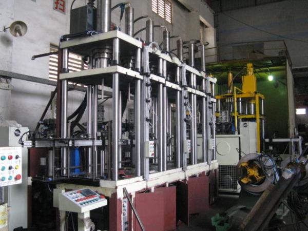 Quality Four Columns J23 Hydraulic Stretching Machine 200T Hydraulic Drawing Machine for sale