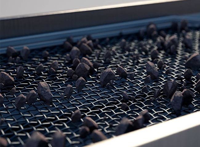 Square Vibrating Screen Wire Mesh With Robust Construction