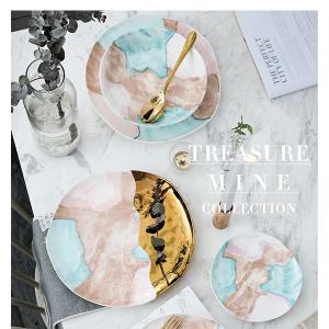 13 Auratic Fine China Dinnerware Set