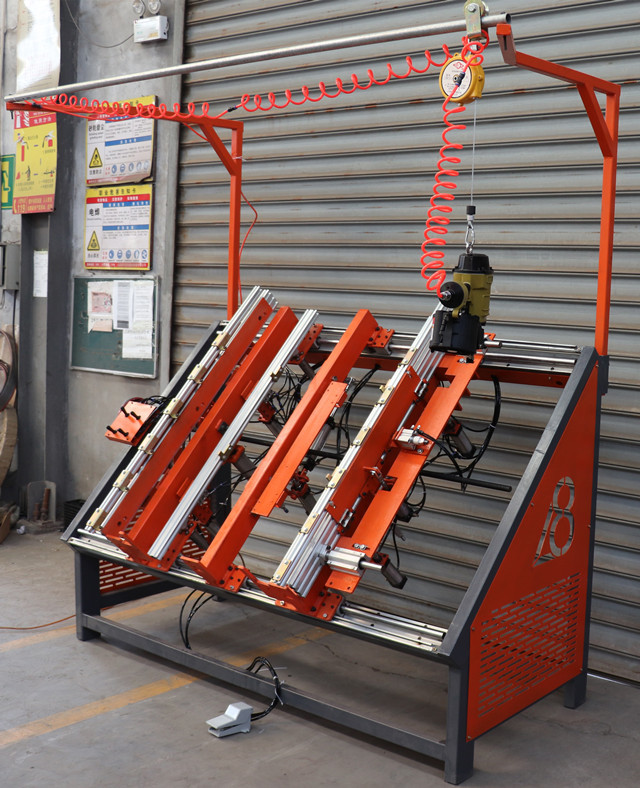 Hot Selling Automatic Stringer Pallet Nailing Machine Automatic Wood Pallet Making Machine Price for Sale