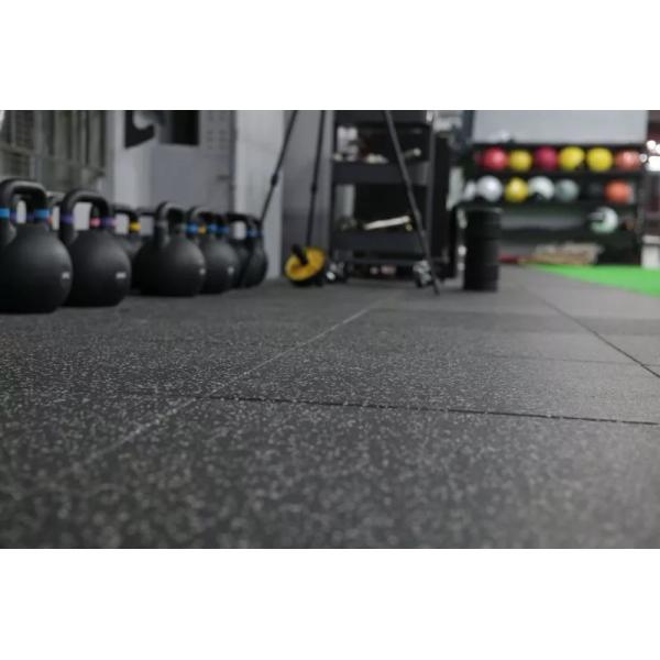 Lightweight Indoor Gym Floor Mats Green Gym Rubber Flooring Tiles 1000mm*1000mm