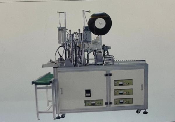 Quality Fully Automatic Polygon Mask Machine Production Capacity 120 Pcs/Min for sale