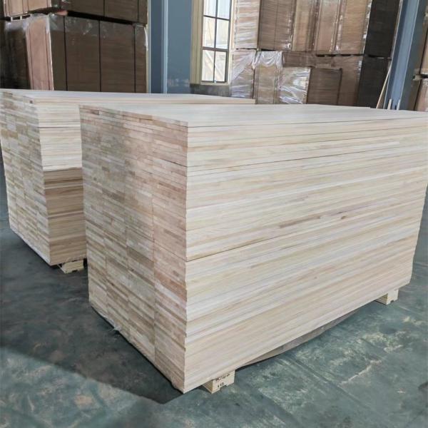 Solid Wood Paulownia Board for Furniture Bleached Paulownia Wood Moisture Content 8%-12%