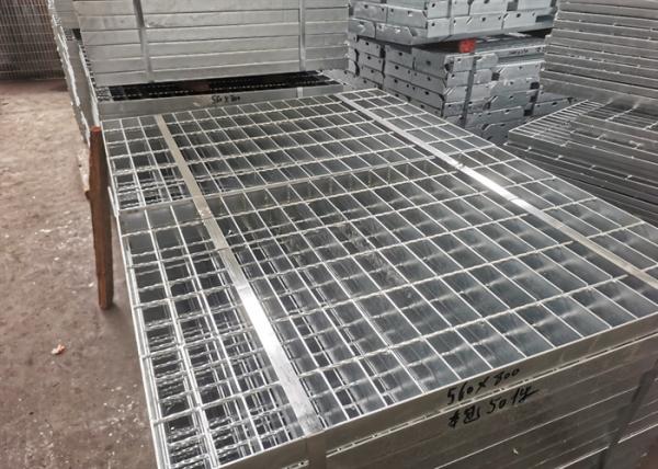 Quality Construction Bridge Drainage Galvanised Drain Grate Q345 Low Carbon Steel for sale