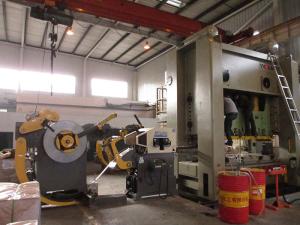 Buy cheap Material Rack 3 - In - 1 High Speed Feeder , Punch Leveling Feeder product