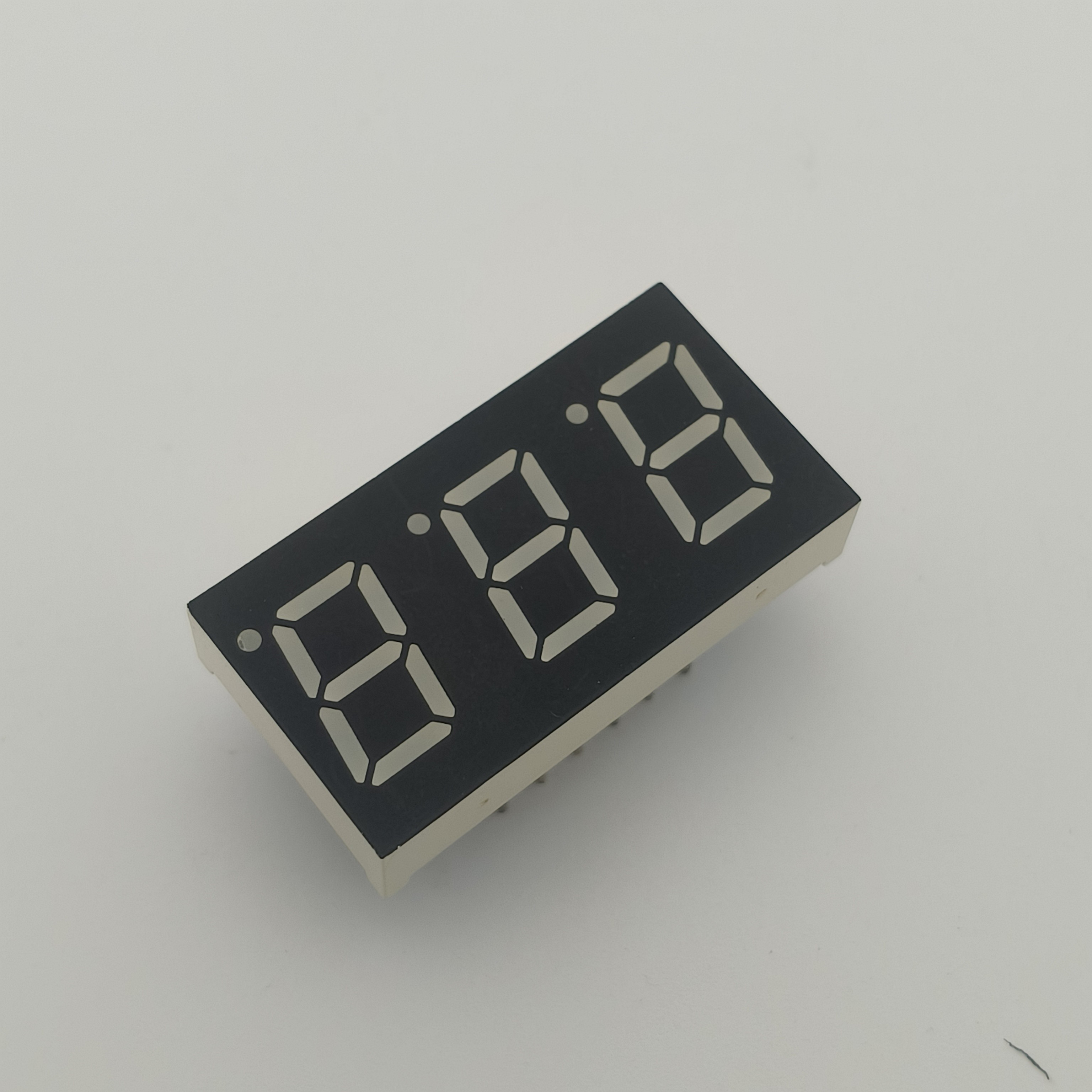Triple Digit Pure Green 7 Segment LED Display Common Anode