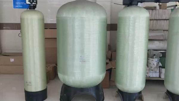Quality Commercial PE Liner FRP Pressure Vessel Grey  Color Easy Installation for sale