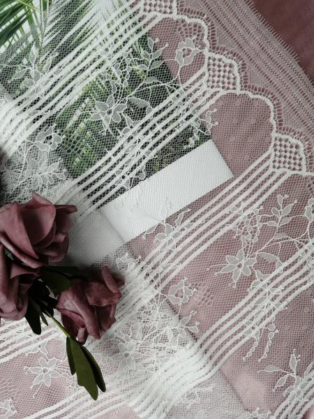 Quality Scallop Polyester White Eyelash Lace Trim Fabric For Bridal Dress for sale