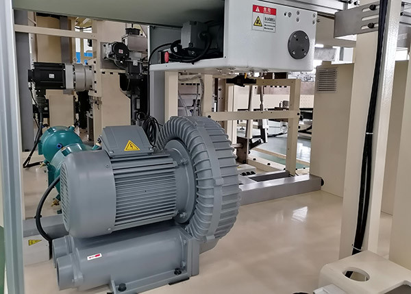 Horizontal Baby Diaper Wrapping Packing Machine Full Automatic Easy Maintenance