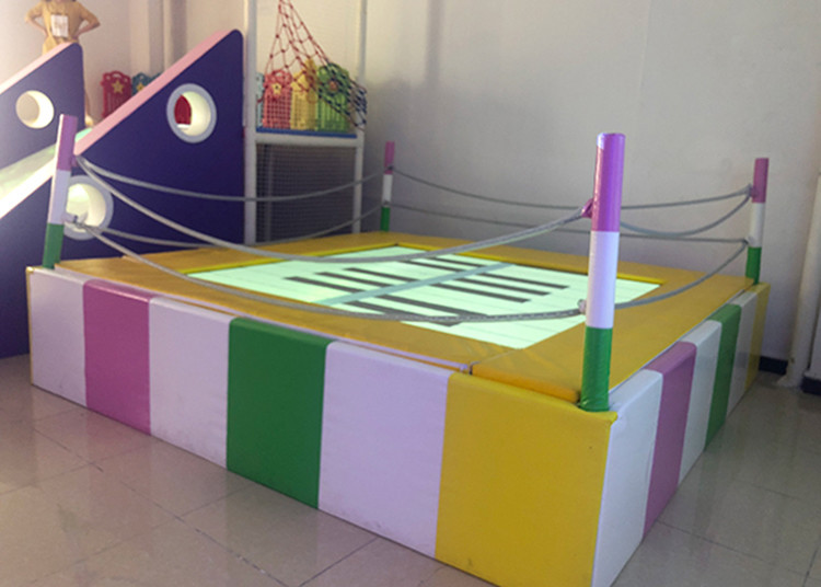 Playground Interactive Floor Projection Games Trampoline 2.1 X 2.1M Easy Installation