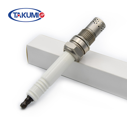 TAKUMI R10P3 (30002064) 462199 462203 Relacement Spark Plug For Generator Engines