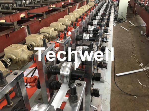PLC Frequency Control PU Foam Roller Shutter Slat Machine With Guiding Column