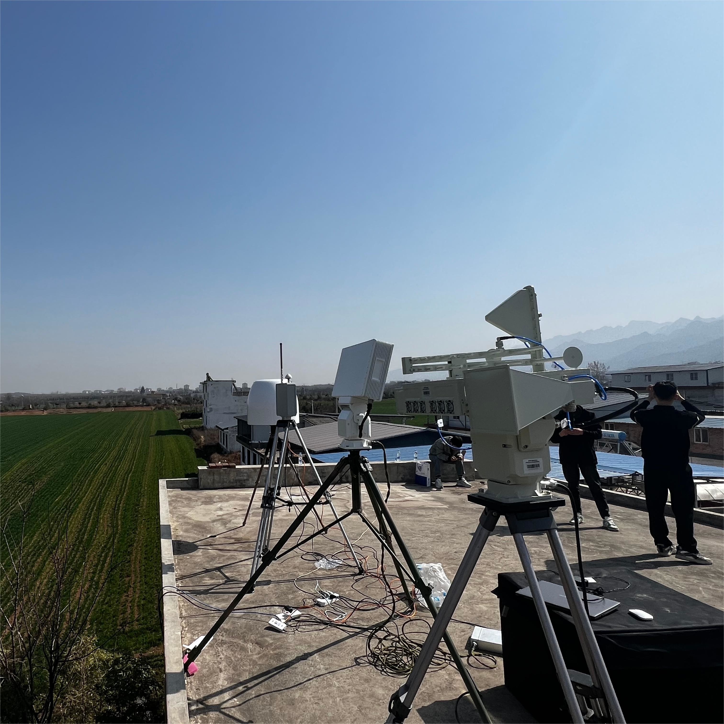 LT-Ku06 Low Altitude Warning Radar + LT-UDA Series UAV Positioning Countermeasures Integration Equipment (Optional）