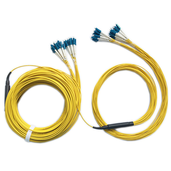 24 Fiber LC/UPC-LC/UPC Simplex Trunk Cable G657a1 Ofnr For High Density Cabling