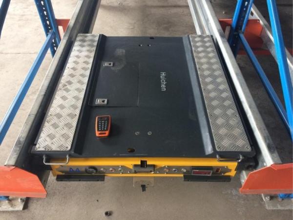 Quality Dense pallet shuttle shelving systems for pharmaceutical factory with SS400/Q345B steel for sale