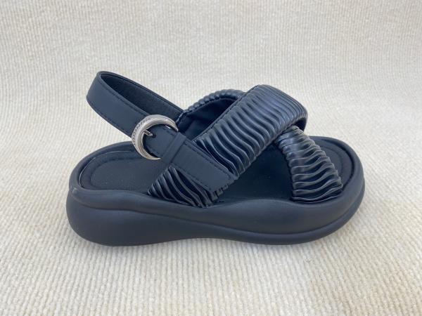 Quality Flat Heel Women Black Flip Flops For Beach Pool Summer Black Platform Flip Flops for sale