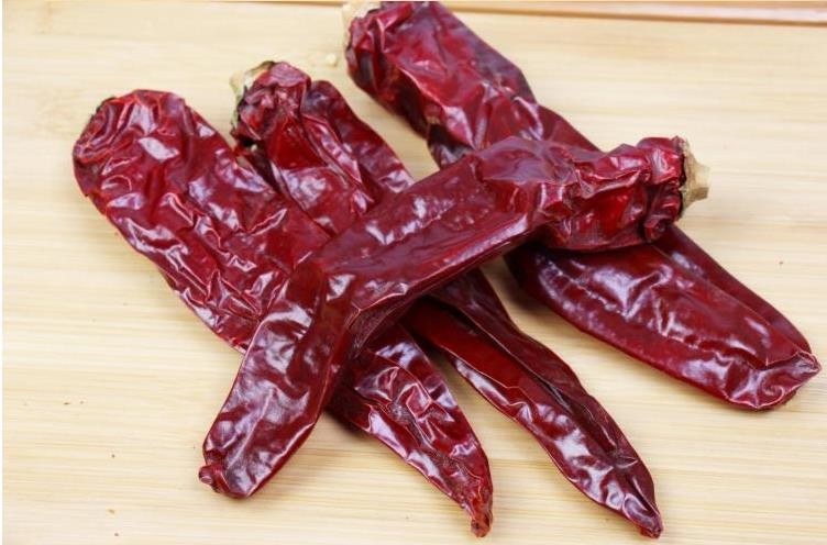 High Quality New Crop Chinese Paprika Pods with Stem,Sweet paprika with stem/stemless,Dry red chilli