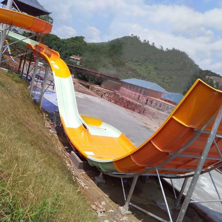 Skin Raft Fiberglass Boomerango Water Park Slide for Adult