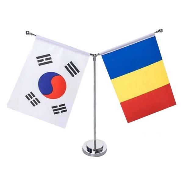 Quality 65g Polyester Office Desk Flags Thermal Sublimination Printing for sale