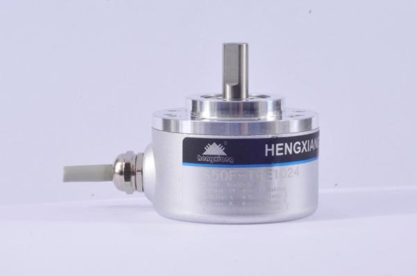 Outer Diameter 50mm S50 Solid Shaft Encoder With Socket 2500 Resolution NPN