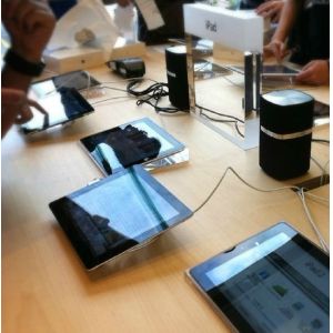 COMER Multi channel Security Mobile Phone stands With Alarm controller