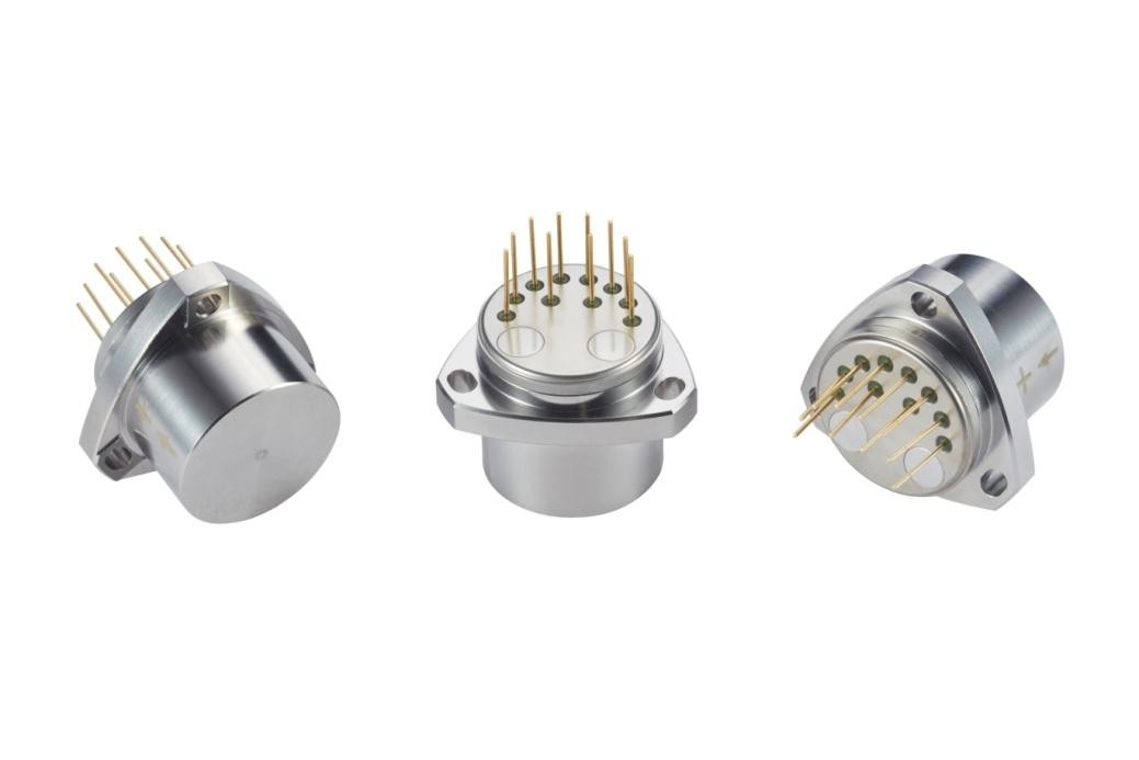 Quartz flexible accelerometers are used in wireless vibration monitoring systems