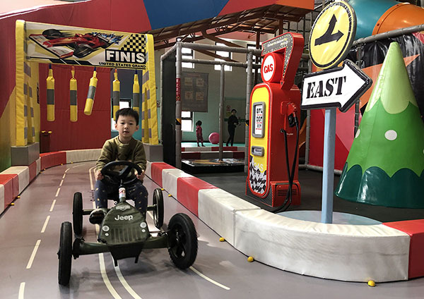 Racing Track Indoor Playground5