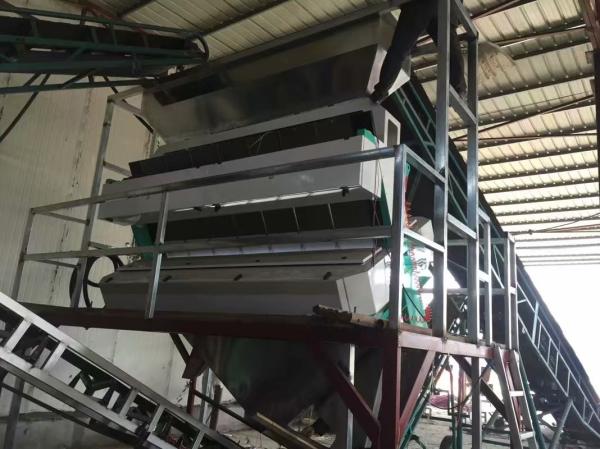 Quality Optical RGB Wheat Color Sorter 7000kg/h with Two CCD cameras for sale