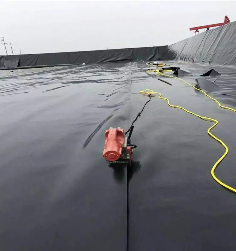 Modern Design 2mm HDPE Double Smooth Geomembrane for Biogas Digesters Double Smooth