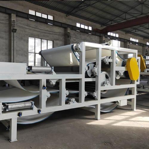 Quality Screw Squeezer Sludge Press Machine , 1.2m3/h Sludge Dewatering Belt Press for sale
