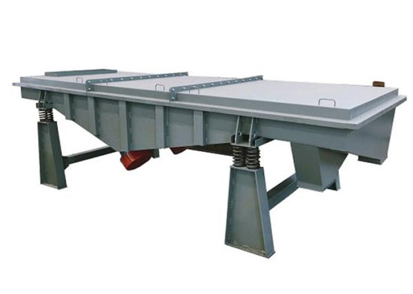 Quality Bauxite Rock Multi Deck Vibrating Screen Machine Rectangular Sifter Long Life for sale