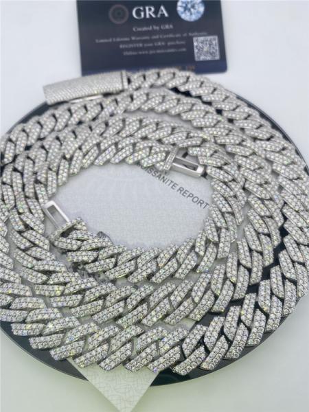 Quality OEM Diamond Cuban Link Necklace Miami Cuban Chain Link Environmental Friendly for sale