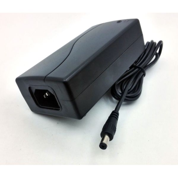 High quanlity power supply laptop power adapter for charger DC connect 7.4*5.0