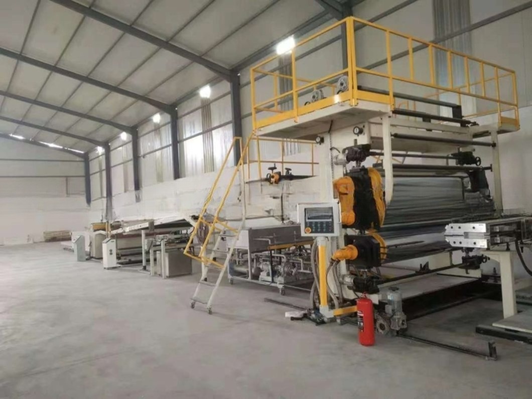 Plastic PVC / HDPE / PP Sheet / Board Making Machine / Production Line