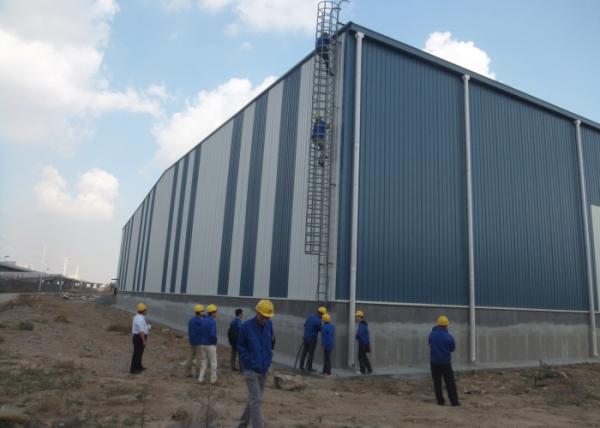 Quality 100 * 45 * 12m Steel Structure Workshop Pvc Window 143tons Easy Installation for sale
