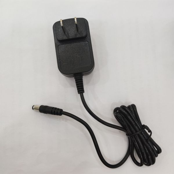 12V 0.4A Wall Mount Power Adapters Safe Electric For Tv / Dvd
