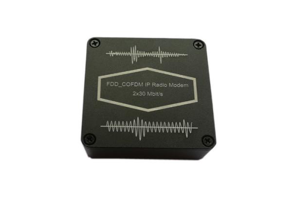 Quality Low Latency Push To Talk 9W 2500MHZ COFDM Transceiver RS232 for sale