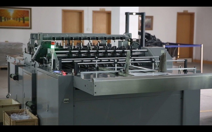 PLC Control Book Trimming Machine Exercise Book Finishing Trimmer oem service