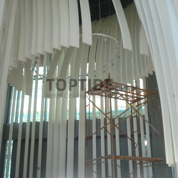 ISO Decorative Ceiling Board Civil Structural Material Office Drop Ceiling