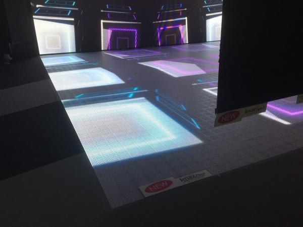 Quality Outdoor P7.8mm LED Dance Floor , Flashing Dance Floor Direc Load Bearing for sale
