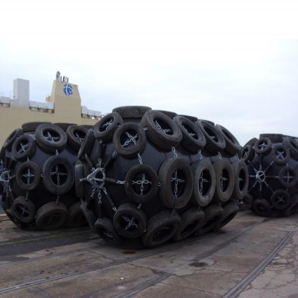 Quality ISO17357  Pneumatic  Fender  for Submarine Great Elasticity Drifting Floater for sale