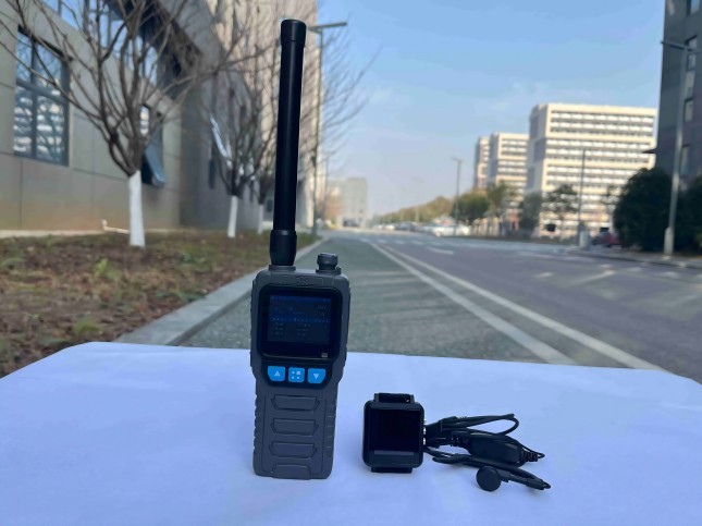 Handheld Drone Detector with Spectrum Sensing Technology for Effective Drone Detection and Identification 5
