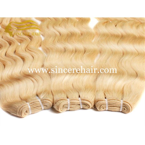 Hot Blonde 24" CURLY Hair Extensions for Sale, 60 CM #613 Curly Remy Human Hair Weaving Weft 100 Gram / Piece For Sale 45 CM Ombre CURLY Hair Extensions Weft for Sale, 18 Inch Ombre Curly Remy Human Hair Weft Extension for Sale