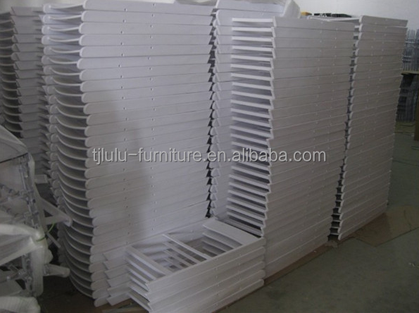 Home Office Portable Folding Stackable Chair for Wedding Events Wood PP Material
