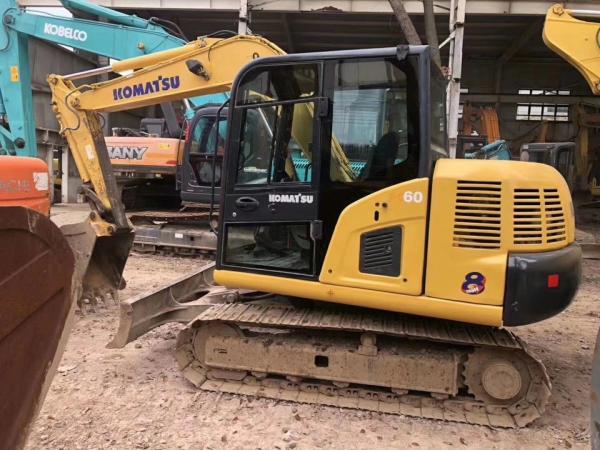 Quality                  Used Komatsu PC60-8 Crawler Excavator Secondhand Komatsu 6 Ton MIDI Track Digger              for sale