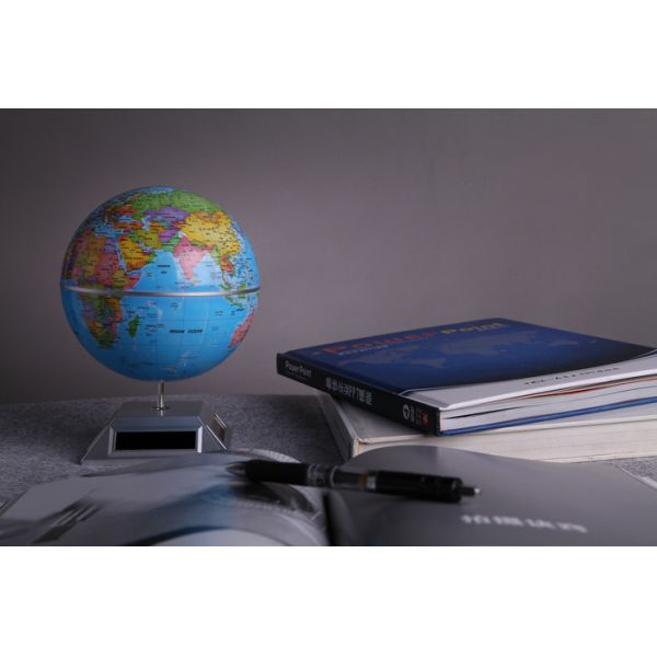 Decorative Solar Powered Desk Globe For Students Energy Saving