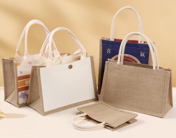 Quality Personalised Burlap Tote Jute Bags Custom Printing Christmas With Handles for sale